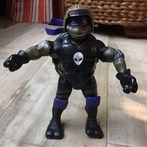 Vintage 2003 TMNT Donatello Battle Biker Action Figure